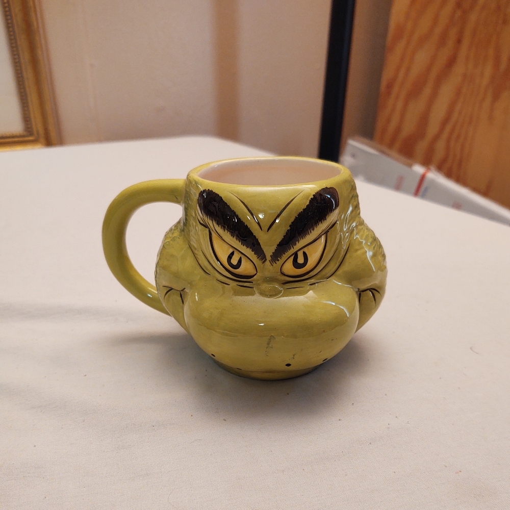 Dr Seuss "The Grinch" 2018 16oz Mug